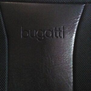 Bugatti Executive Carrying Case (Briefcase) for 17'' Notebook - Black